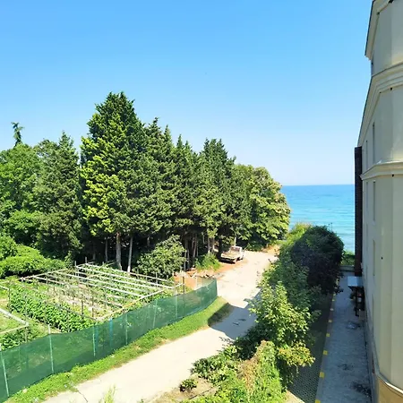 Cabacum Pleasure Beachfront *