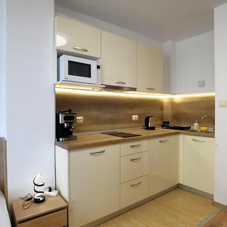 Cabacum Pleasure Beachfront - 50m To And Pool Varna